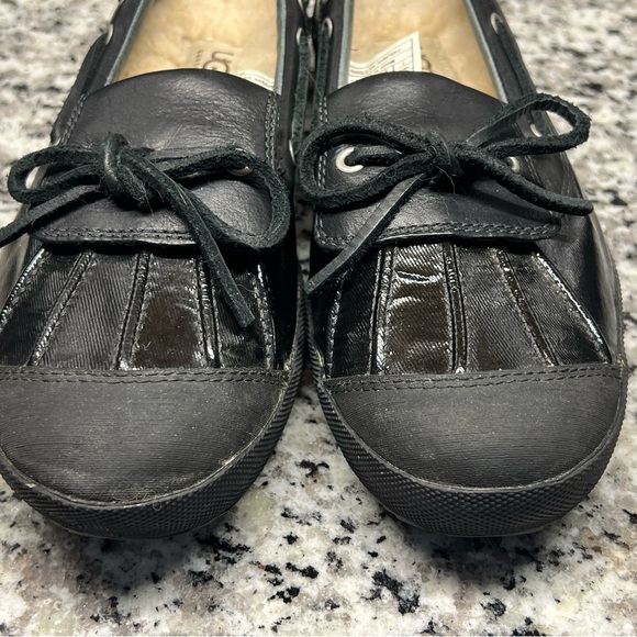 UGG Ashdale black duck shoes, sz 7 - Picture 6 of 8